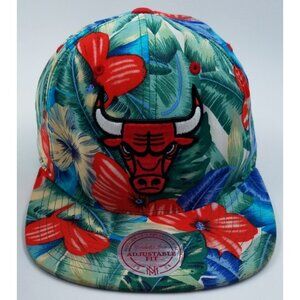 Chicago Bulls NBA Mitchell & Ness Tropical Hawaiian Floral Snapback Hat Cap